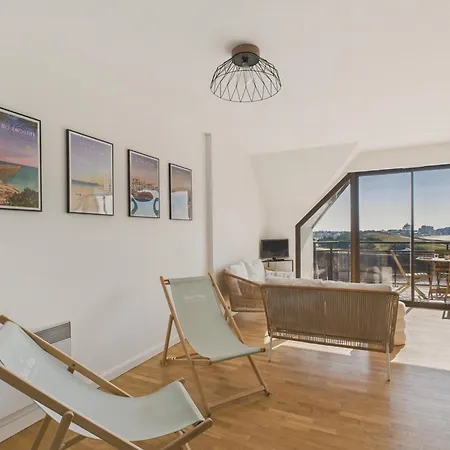 Vue A 350m De La Pour 4 Apartment *