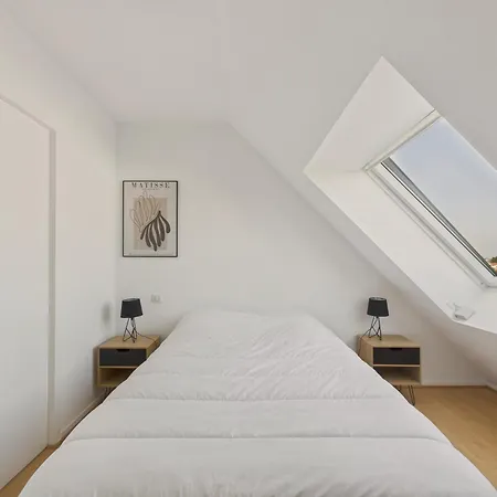 Apartment Vue A 350m De La Pour 4 *
