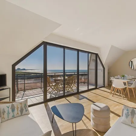 Apartment Vue A 350m De La Pour 4