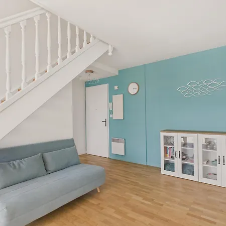 Appartement Vue A 350m De La Pour 4 *