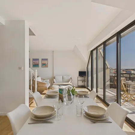 Appartement Vue A 350m De La Pour 4 *